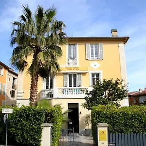 ** Bed & Breakfast Aux 3 Lits Qui Chantent - Au Village France