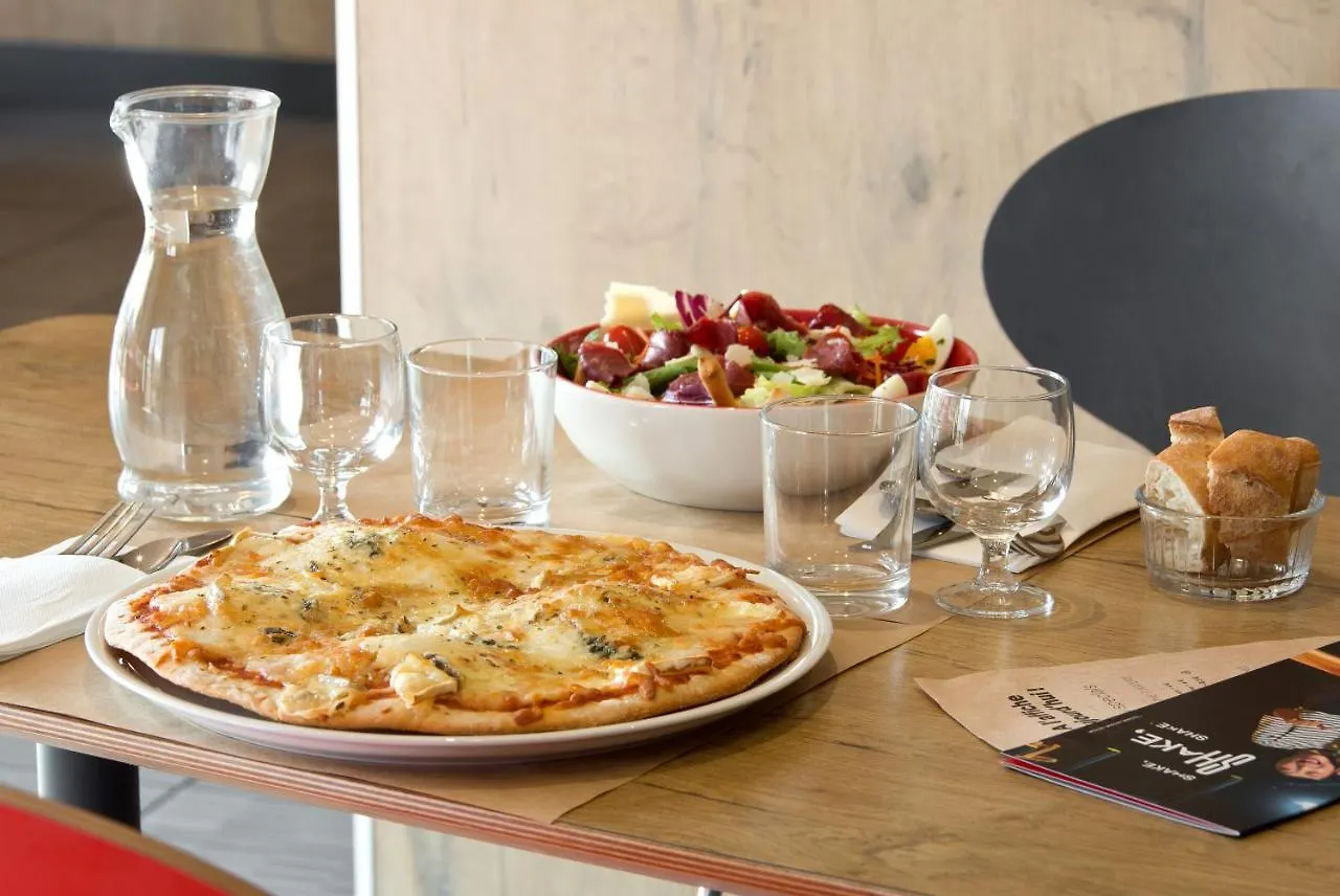 ibis budget Clermont Ferrand Nord Riom Hotel